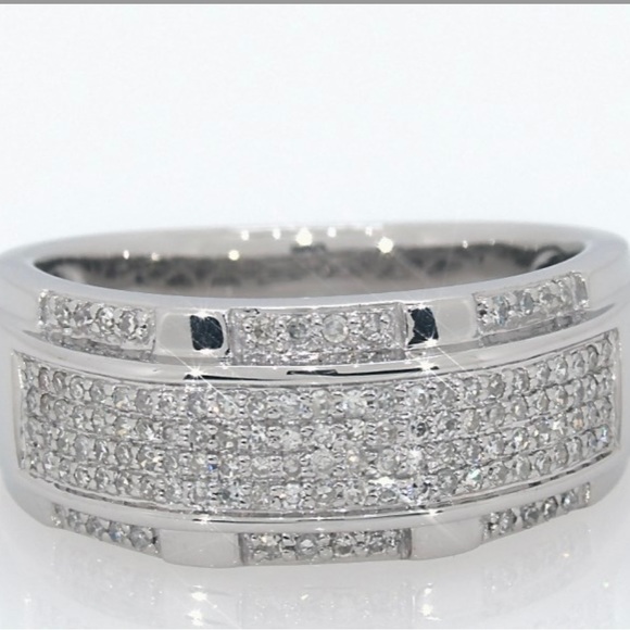 Men’s Diamond Wedding Band